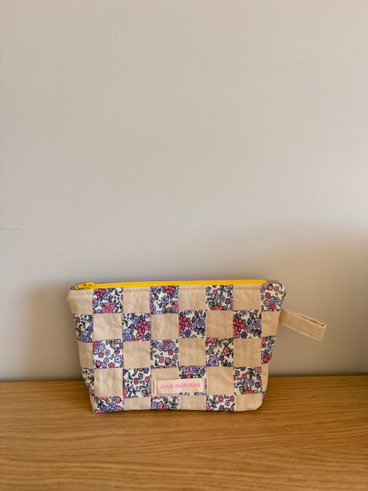 Betsy Pouch ✿ Yellow Zip
