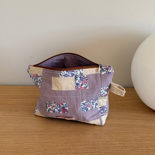 Betsy Pouch ✿ Brown Zip
