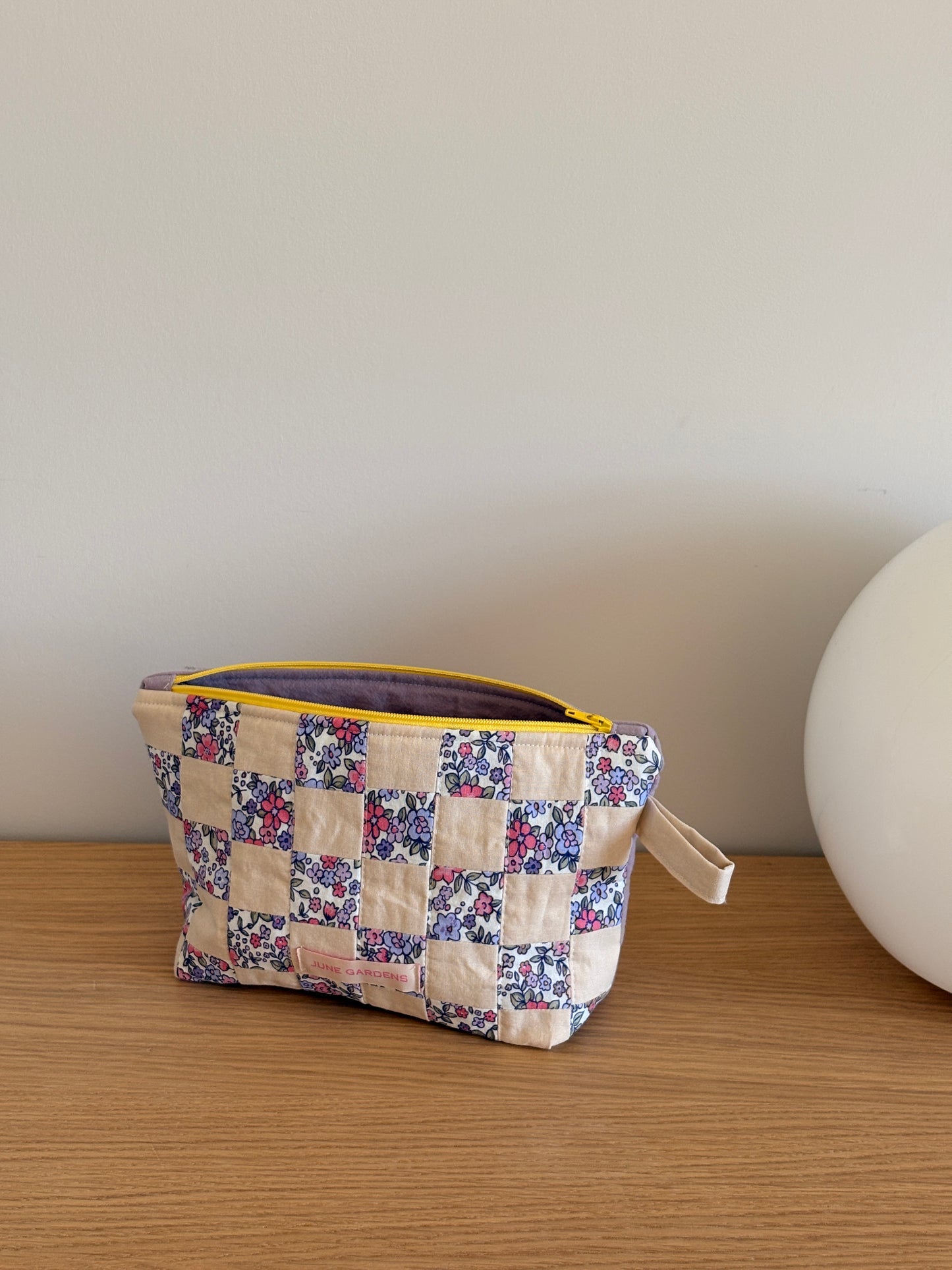Betsy Pouch ✿ Yellow Zip
